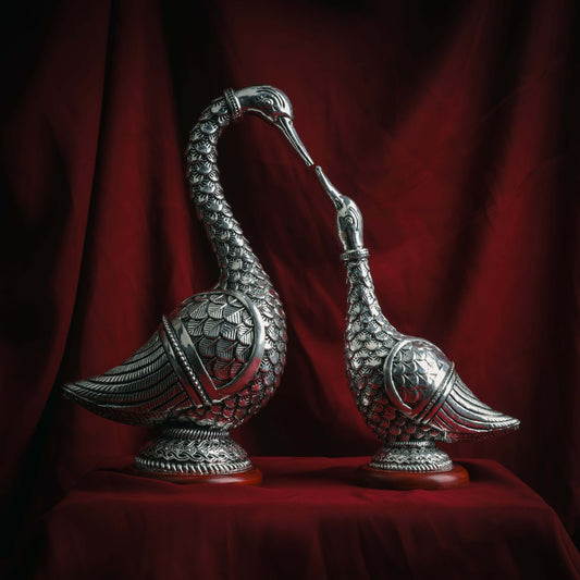 SWAN PAIR
