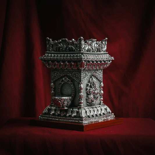 VRINDA TULSI STAND
