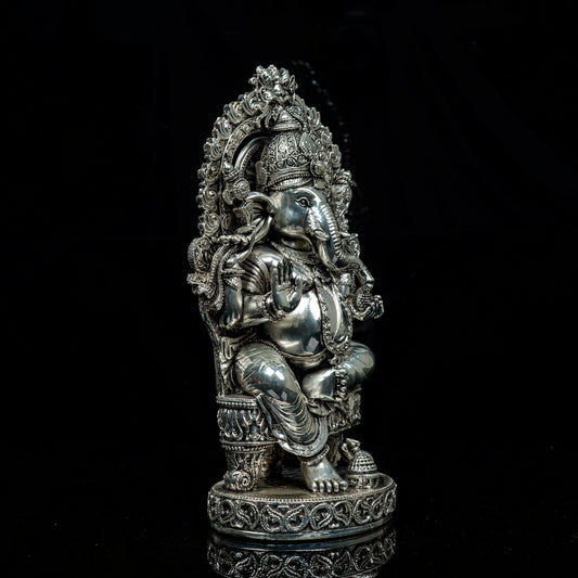 DIVINE GANESH - Treza