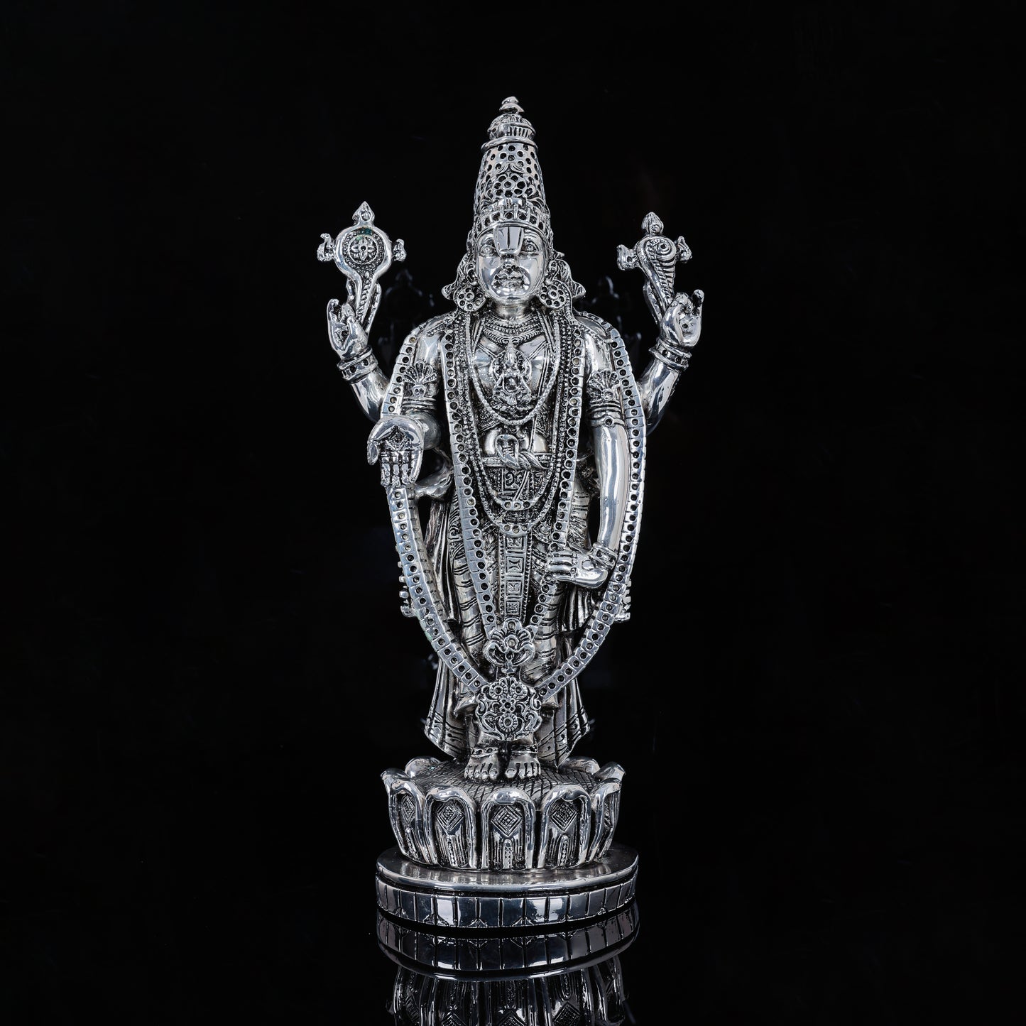 DIVINE VENKATESHWARA