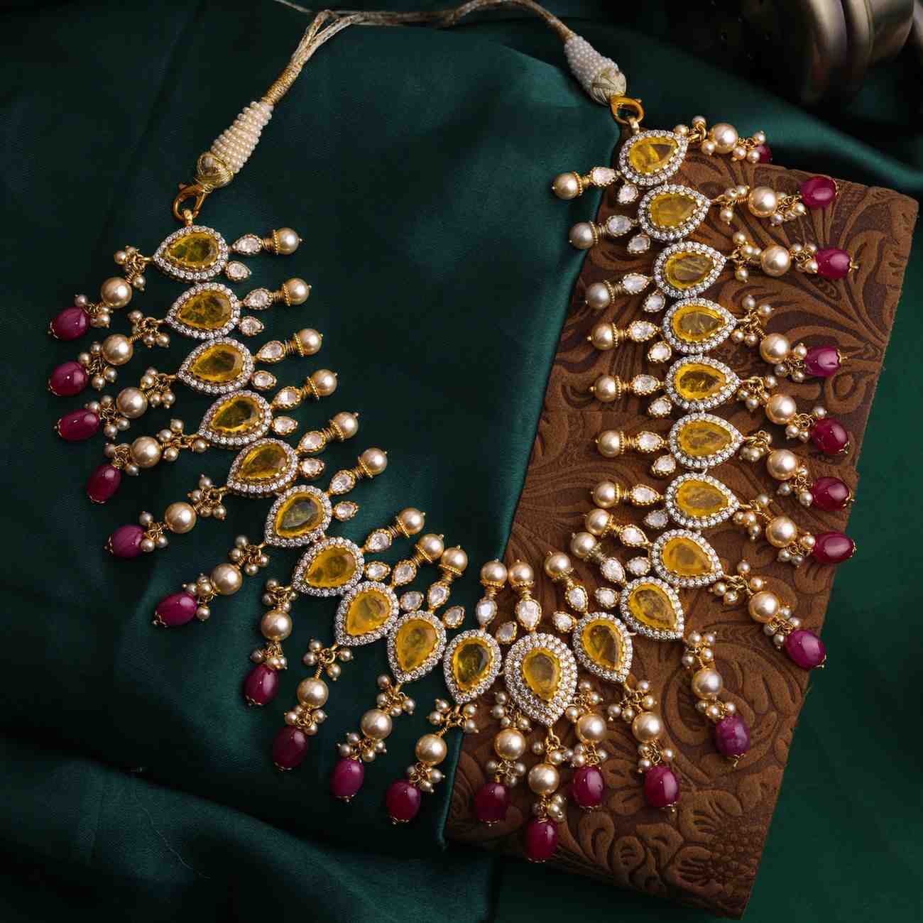 Yellow Stone Pearl Necklace - Treza