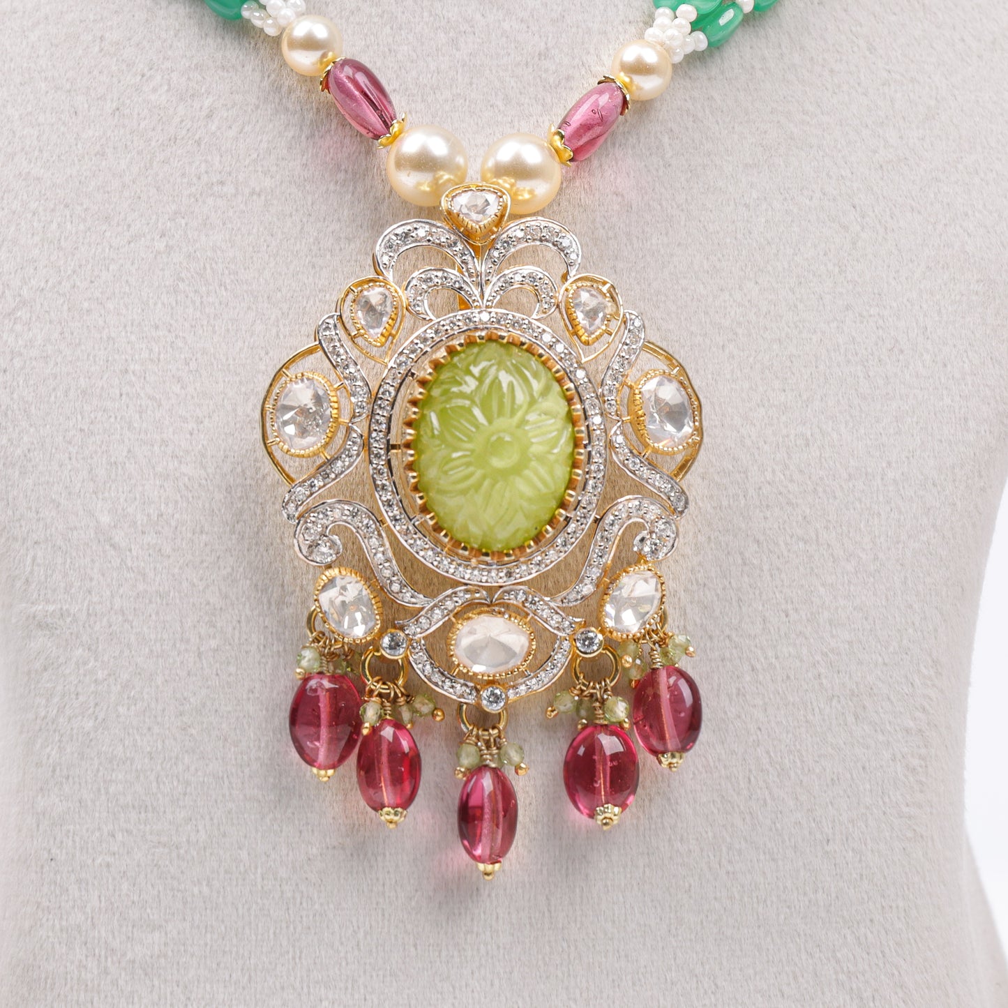 Irya Pastel Heritage Necklace - Treza
