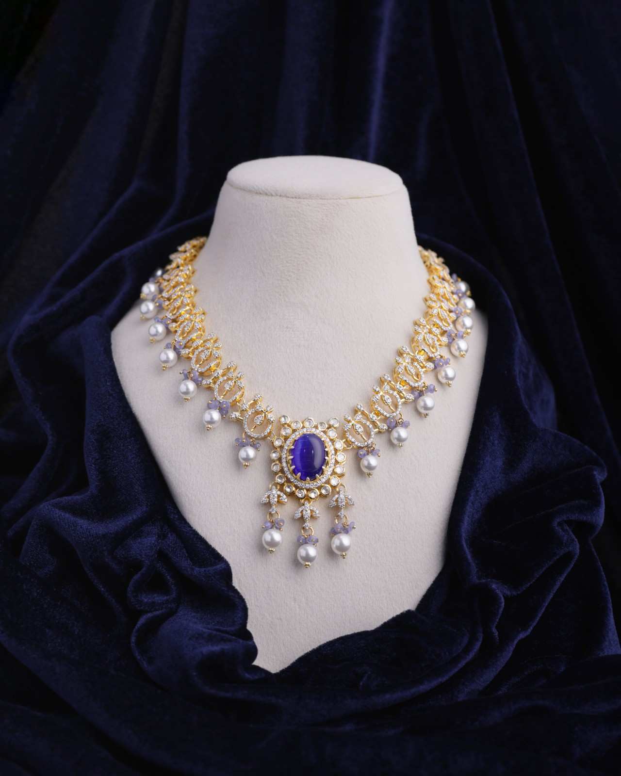 Naira Blue Pearl Necklace - Treza